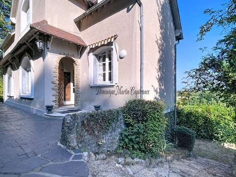 Vente maison 5 pièces La Chartre-sur-le-Loir 72