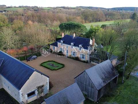 Vente maison 10 pièces La Chartre-sur-le-Loir 72