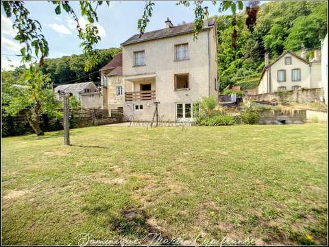 Vente maison 6 pièces La Chartre-sur-le-Loir 72
