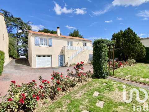 Vente maison 6 pièces La Châtaigneraie 85
