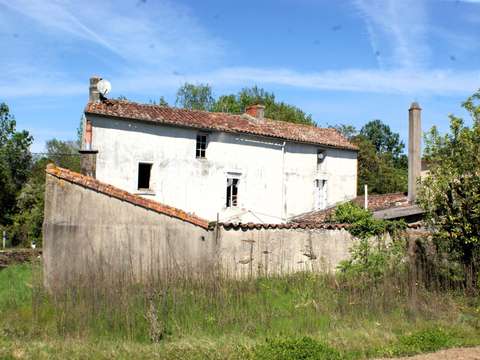 Vente maison 8 pièces La Châtaigneraie 85
