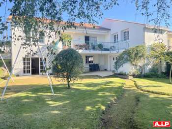 Vente Maison 7 chambresLa Châtaigneraie