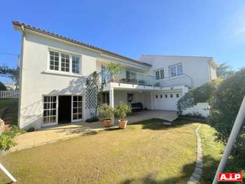 Vente maison 11 pièces Vente maison 11 pièces