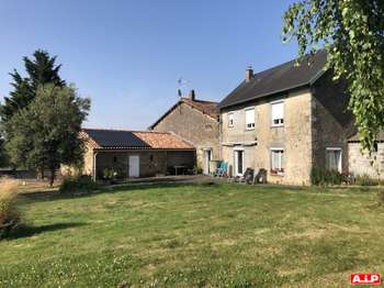 Vente maison 5 pièces La Châtaigneraie 85
