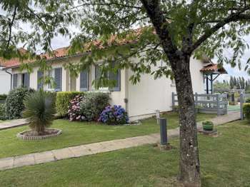 Vente maison 8 pièces La Châtaigneraie 85