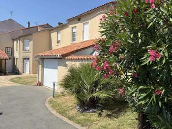 Vente maison 14 pièces La Châtaigneraie 85