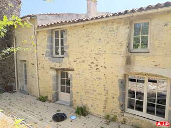 Vente maison 5 pièces La Châtaigneraie 85