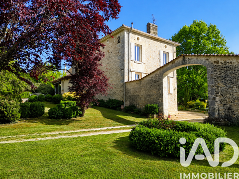 Vente maison 10 pièces La Clotte 17