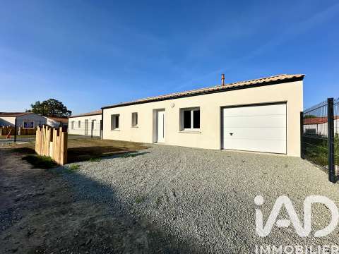 Vente maison 5 pièces La Copechagnière 85