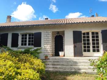 Vente Maison à La Crèche (79260) : à vendre / 135m² La Crèche