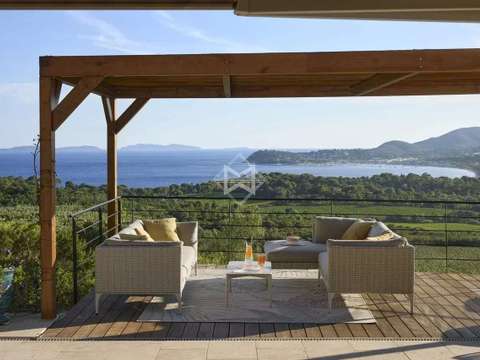 Vente maison 6 pièces La Croix-Valmer 83