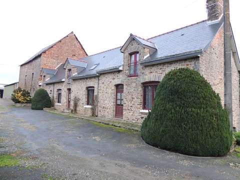 Vente maison 7 pièces La Croixille 53