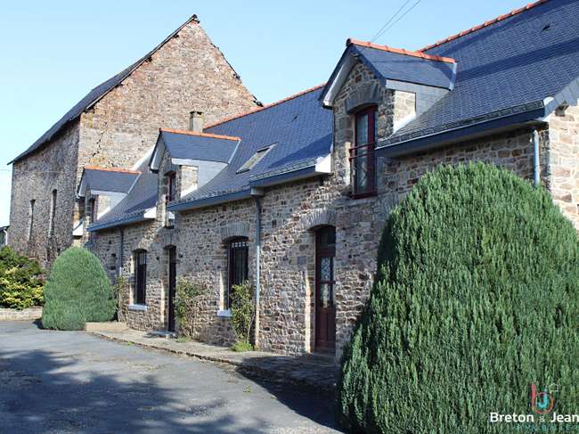 Maison 7 pièces 165 m² · à La Croixille · 165 m² · 262 900 €