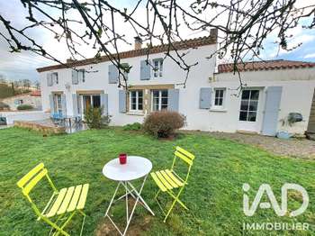 Vente maison 9 pièces La Ferrière 85