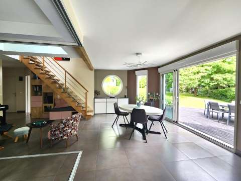 Vente maison 8 pièces Vente maison 8 pièces