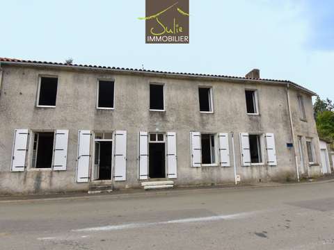 Vente maison 8 pièces La Forêt-sur-Sèvre 79