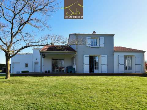 Vente maison 4 pièces La Forêt-sur-Sèvre 79