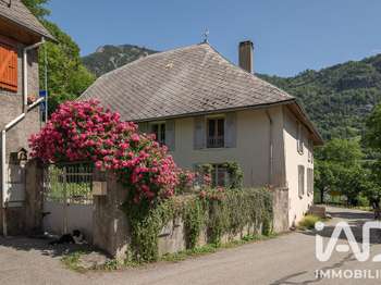 Vente maison 9 pièces La Garde 38