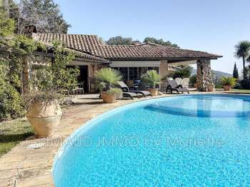 Vente maison 6 pièces La Garde-Freinet 83