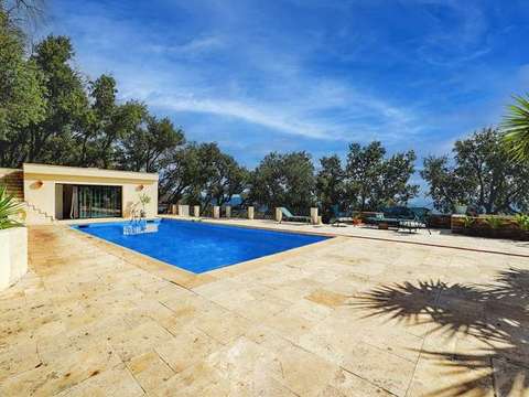 Vente maison 7 pièces La Garde-Freinet 83