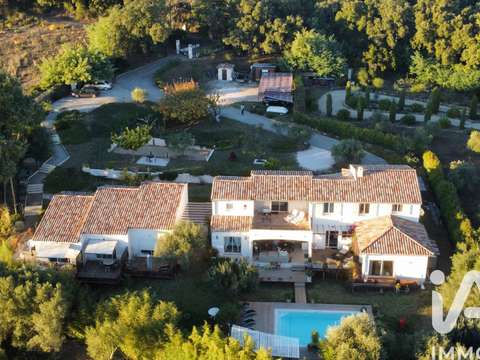 Vente maison 13 pièces La Garde-Freinet 83