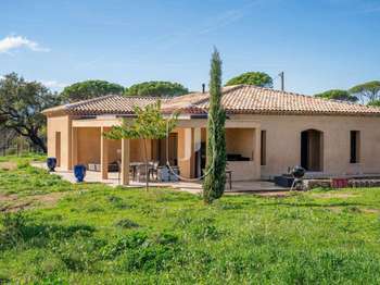 Vente maison 4 pièces La Garde-Freinet 83