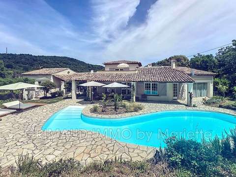 Vente maison 6 pièces La Garde-Freinet 83