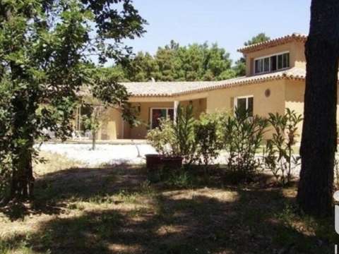 Vente maison 5 pièces La Garde-Freinet 83