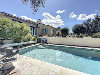 Vente maison 5 pièces La Garde-Freinet 83