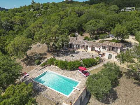 Vente maison 6 pièces La Garde-Freinet 83