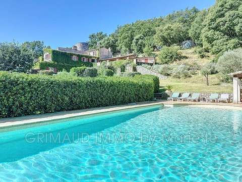 Vente maison 16 pièces La Garde-Freinet 83