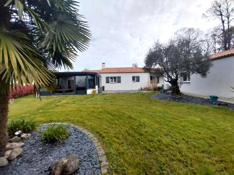 Vente maison 8 pièces La Garnache 85