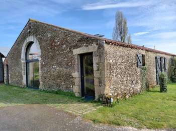 Vente maison 10 pièces La Garnache 85