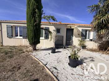 Vente maison 4 pièces La Grève-sur-Mignon 17