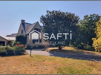 Maison 7 pièces 143 m² · à La Guerche-de-Bretagne · 143 m² · 279 900 €