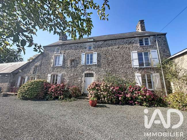 Maison 10 pièces 247 m² · à La Haye · 247 m² · 519 000 €