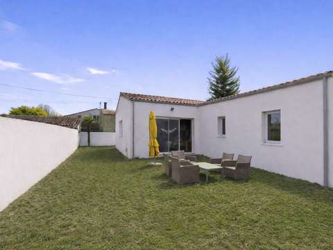 Vente maison 4 pièces La Laigne 17