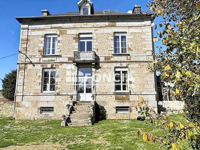 Maison 5 pièces 181 m² · à La Lande-Patry · 181 m² · 234 900 €