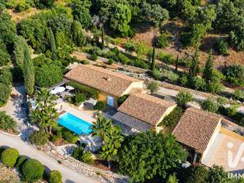 Maison 6 pièces 240 m² · à La Motte · 240 m² · 995 000 €