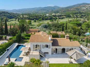 Maison 7 pièces 235 m² · à Mandelieu-la-Napoule · 235 m² · 1 875 000 €