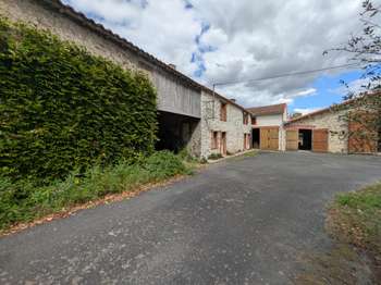 Vente maison 19 pièces