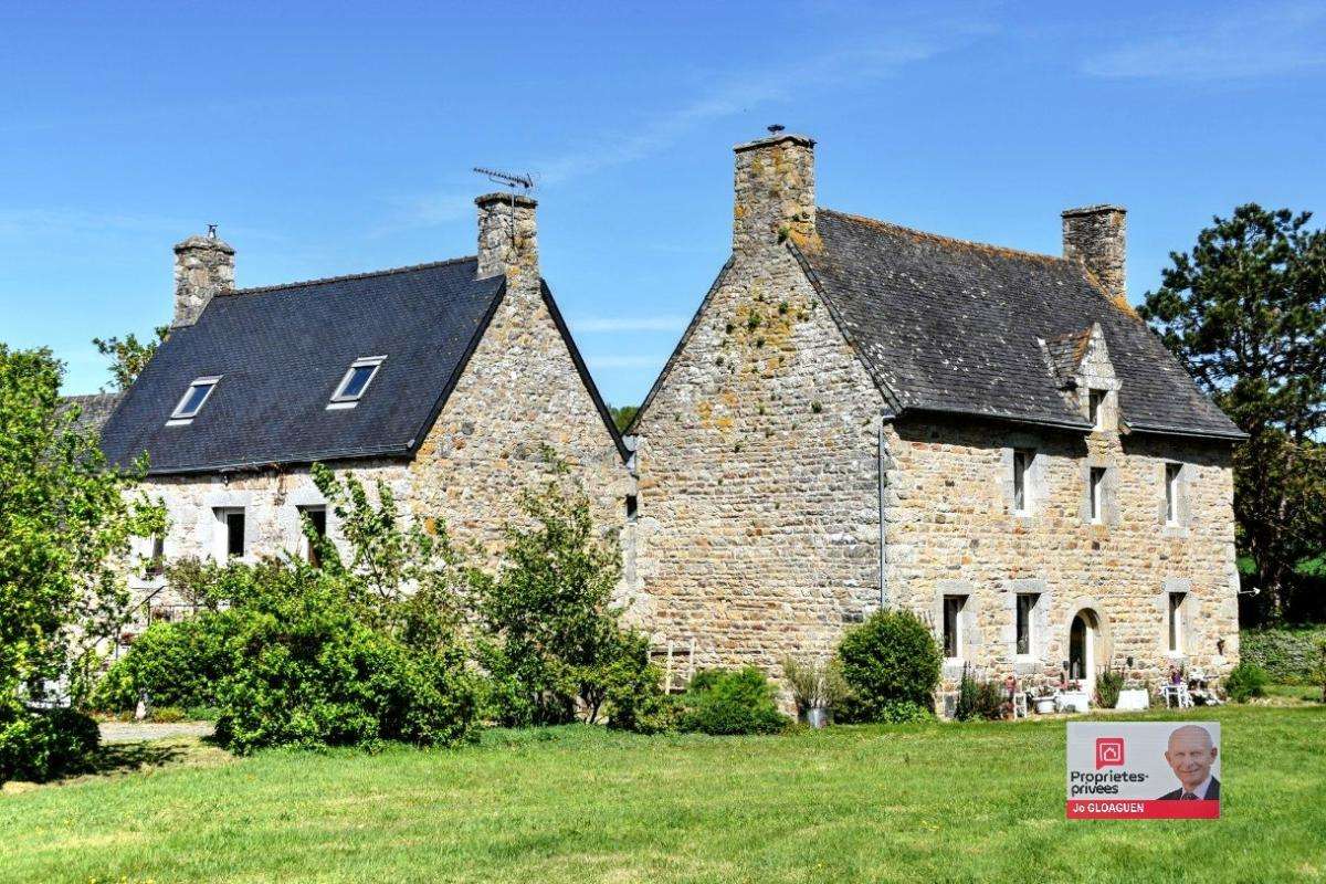 Vente Maison à La Roche-Derrien (22450) : à vendre / 246m² La Roche-Derrien