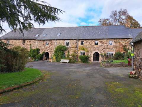 Vente maison 15 pièces La Roche-Jaudy 22