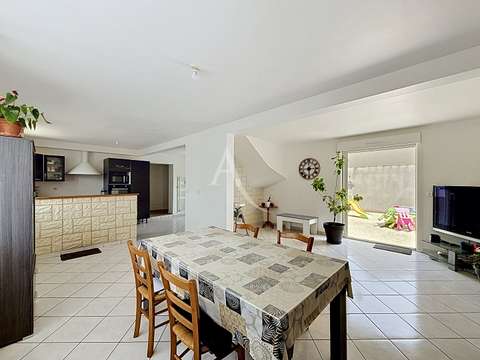 Vente maison 7 pièces La Roche-Neuville 53