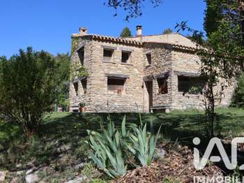 Vente maison 5 pièces La Roche-sur-le-Buis 26