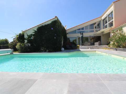 Vente maison 9 pièces La Roche-sur-Yon 85