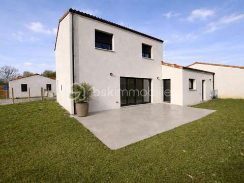 Vente maison 6 pièces La Roche-sur-Yon 85