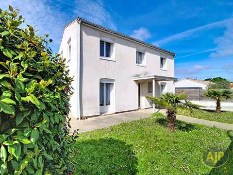 Vente maison 7 pièces La Roche-sur-Yon 85