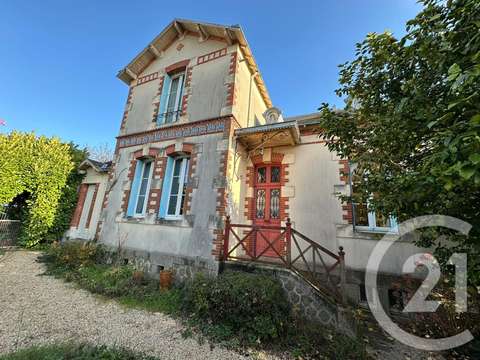 Vente maison 8 pièces La Roche-sur-Yon 85