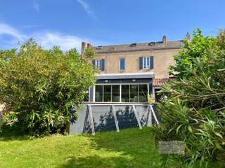 Vente maison 9 pièces